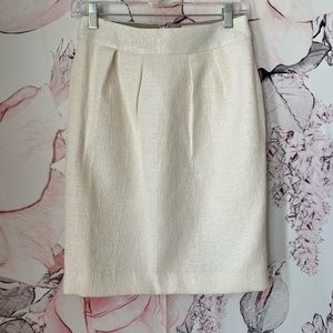 Banana Republic cream pencil skirt NWT sz2